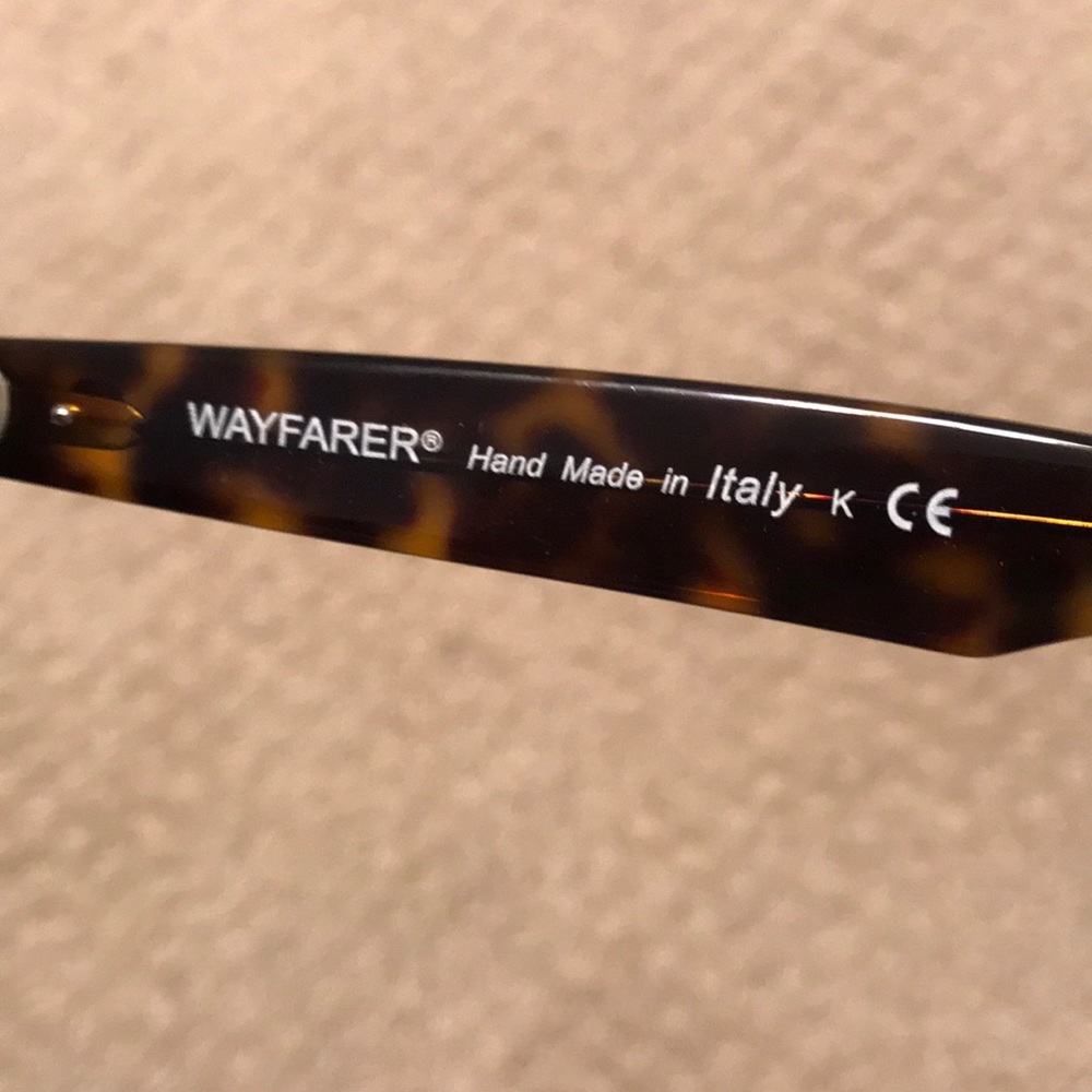 Tortoise Ray Ban Wayfarer With Case - image 3